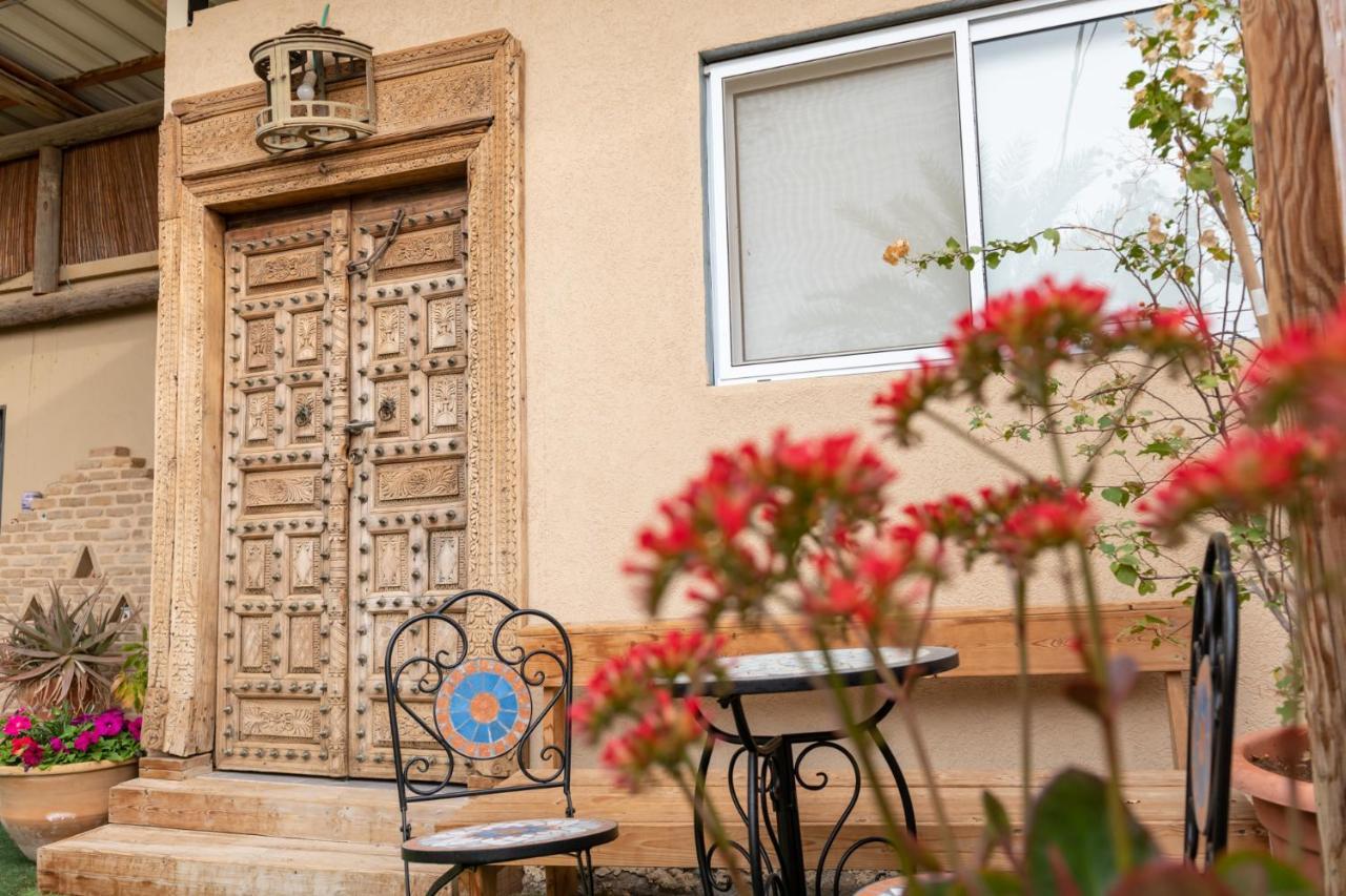 Desert Routes Inn Shvilim Ba Midbar Hazeva ภายนอก รูปภาพ