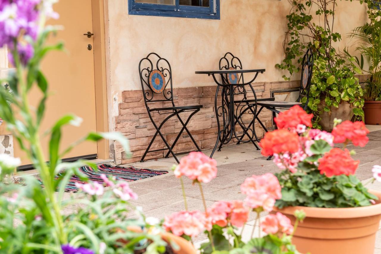 Desert Routes Inn Shvilim Ba Midbar Hazeva ภายนอก รูปภาพ
