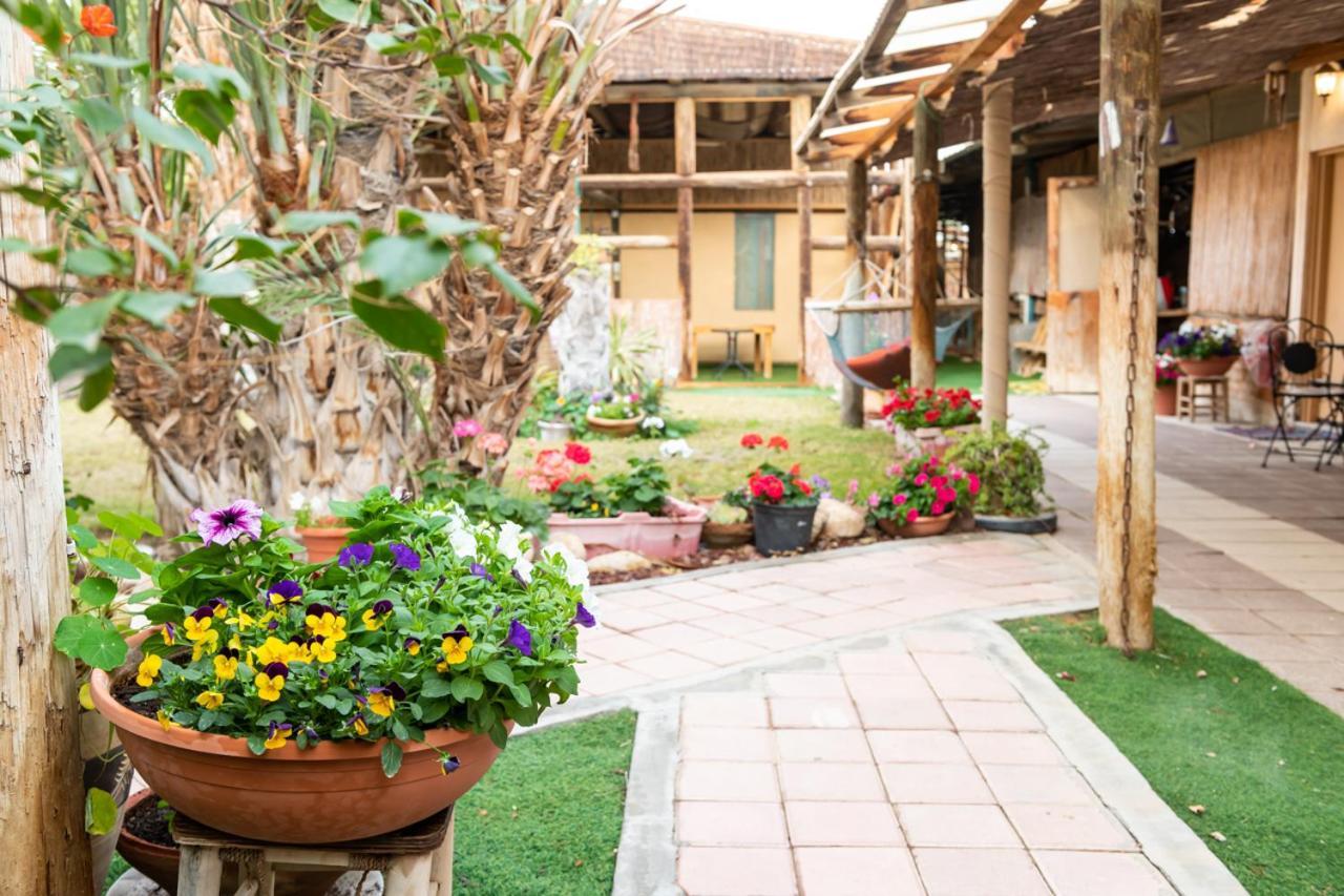 Desert Routes Inn Shvilim Ba Midbar Hazeva ภายนอก รูปภาพ