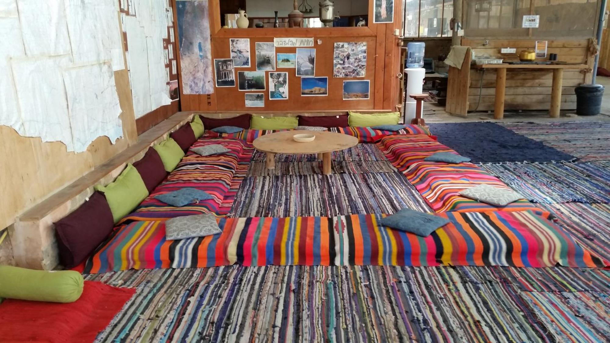 Desert Routes Inn Shvilim Ba Midbar Hazeva ภายนอก รูปภาพ